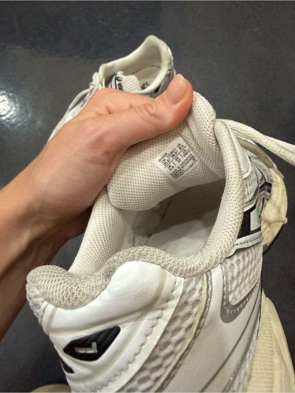 ASICS sneaker - Picture 2 of 6